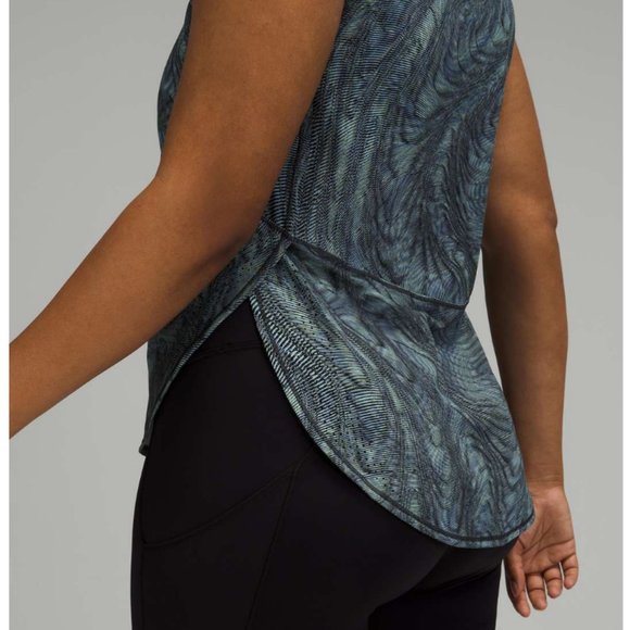 Lululemon High Neck Split Hem Run Tank - Dimensional Icing Blue Multi - Picture 11 of 12